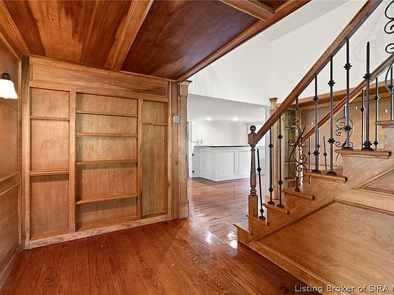 5th image of 718 Meyers Grove Circle