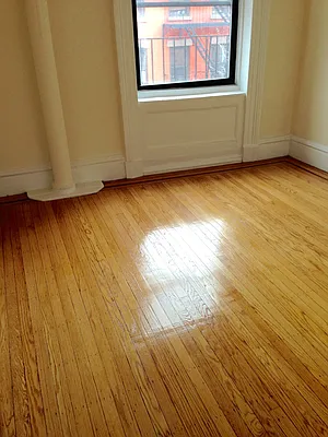 Rented by Picture Realty Inc. | media 22