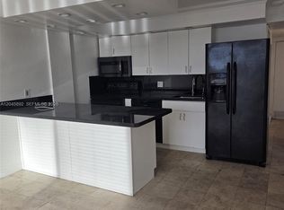 7900 Tatum Waterway Dr APT 304, Miami Beach, FL 33141