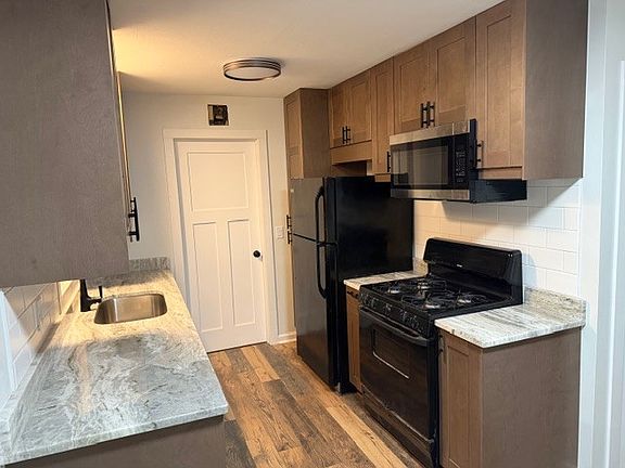 3rd image of 2443 115th Ave NW
