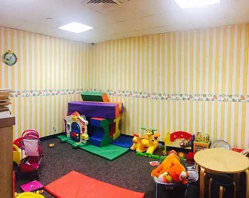 Rented by Jade Stone Real Estate Consulting | media 32