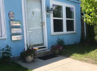 182 Vauxhall St #1, New London, CT 06320