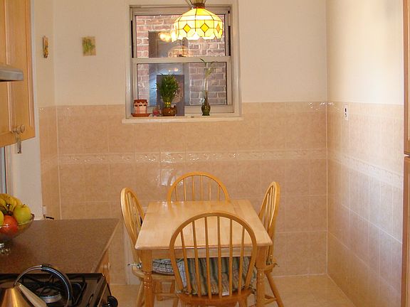 2nd image of 6141 Saunders St #86