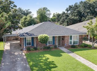 170 Sedgefield Dr, Harahan, LA 70123