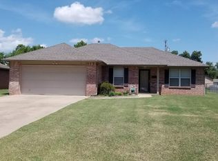 17 E 4th St S, Bixby, OK 74008