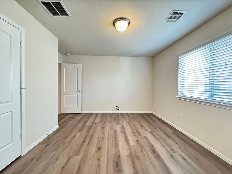 3010 Overbrook Meadow Ln — Photo 24