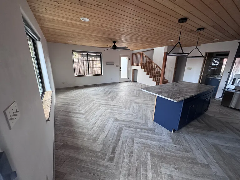232 Valverde St — Photo 88