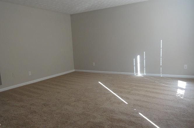 2nd image of 1335 Hollenbeck Ln