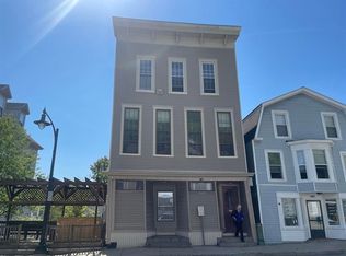 145 Main St APT 6, Newmarket, NH 03857