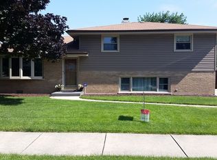 5508 W 83rd Pl, Burbank, IL