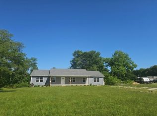 1122 Gaines Rd, Brandenburg, KY 40108