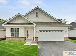 120 Woodside Ln #0, Whiting, NJ 08759