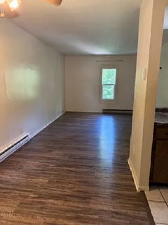 1000 E Williams St #8 — Photo 2