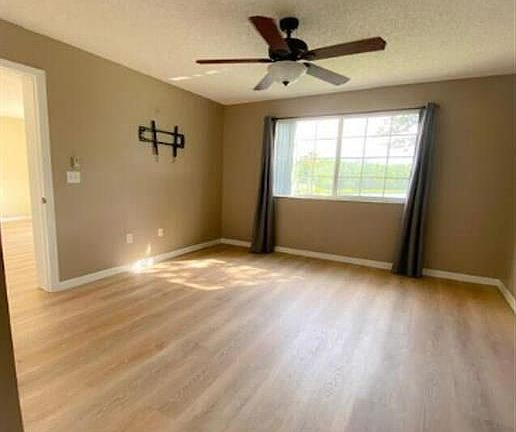 5th image of 600 Crestwood Ct N APT 615