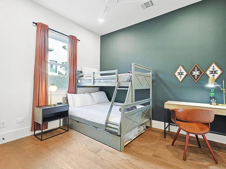 1805 Browder St #103 — Photo 22
