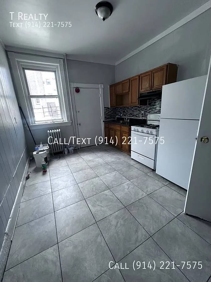 3 bed, $3,000 — Photo 4