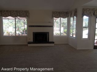 15927 Avenida Lamego, San Diego, CA 92128