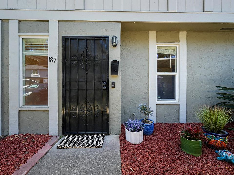 1st image of 187 Del Sur Court