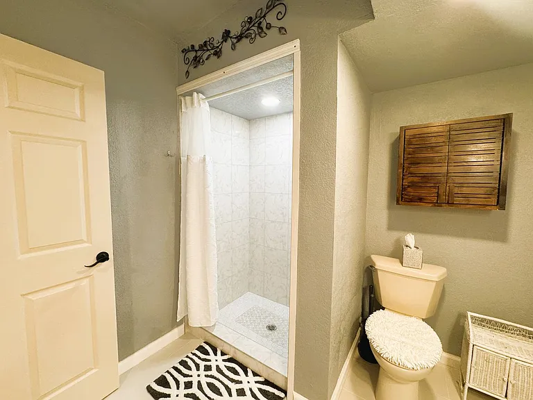 13880 Tamiami Trl — Photo 17