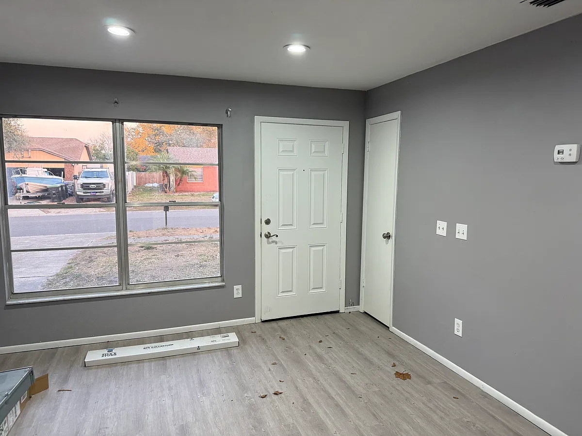 Building Photo - 6808 Firebird Dr