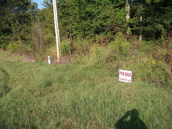 5th image of 20 Asbury Dr
