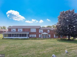 15 Timothy Dr, Martinsburg, WV 25405