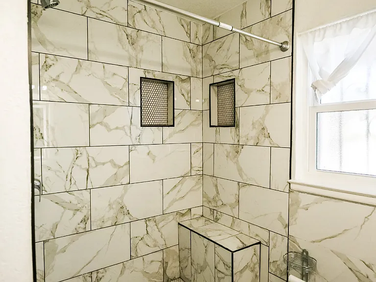 2622 W Summit Ave — Photo 20