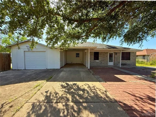 703 N 7th St, Alamo, TX 78516