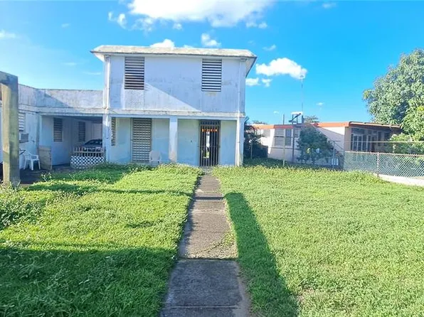 (undisclosed Address), Toa Baja, PR 00949