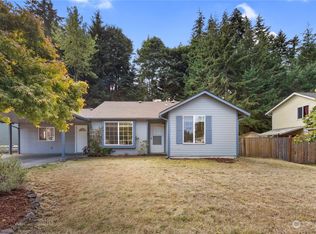 2207 NE 23rd St, Renton, WA 98056
