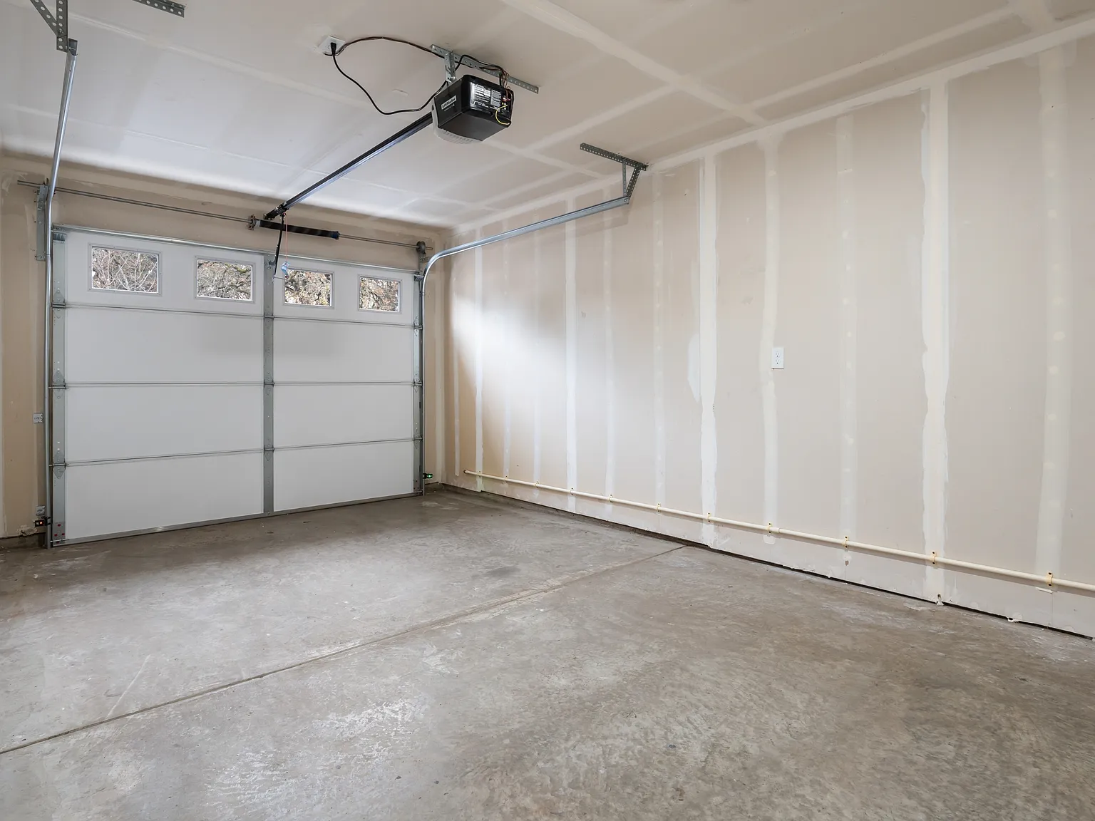 Yaro Ln Townhomes - 3001A — Photo 3