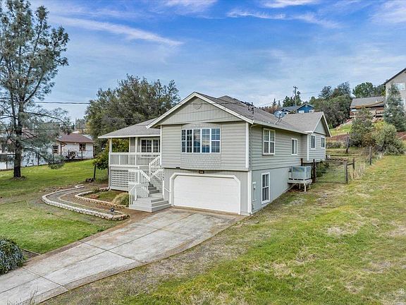 3rd image of 17365 Greenridge Road