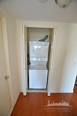 Rented by Manhattan Realty Group | media 5