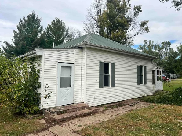 3036 148th Ave, Sherrard, IL 61281