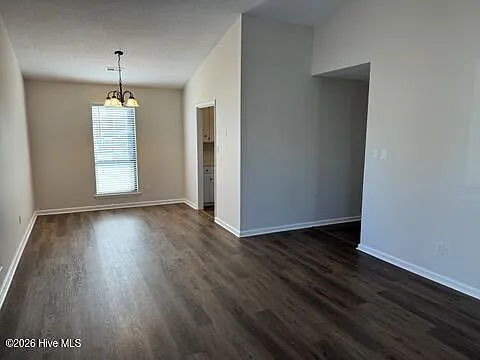 765 Colony Pl — Photo 2