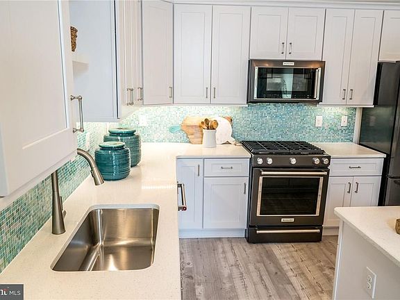 5th image of 36215 Glenveagh Rd #Lot 3