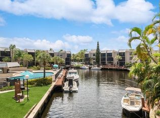 9 Royal Palm Way UNIT 103, Boca Raton, FL 33432