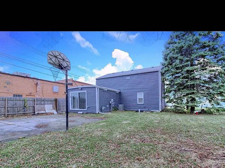 11610 Cardwell St — Photo 21