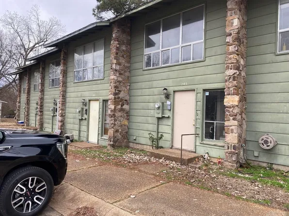 (undisclosed Address), Newport, AR 72112