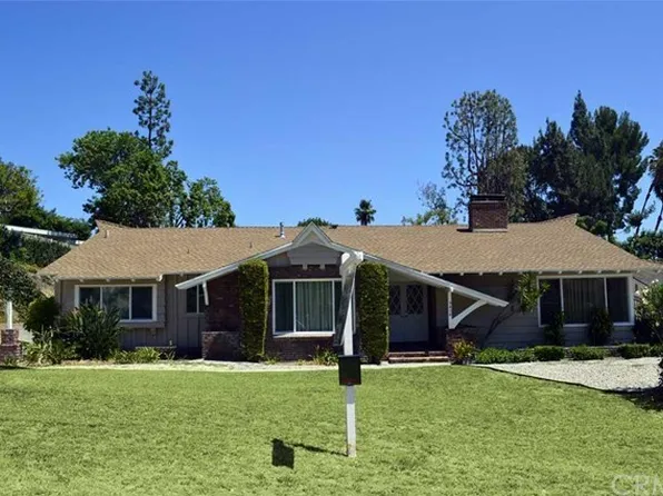 9404 La Alba Dr, Whittier, CA 90603