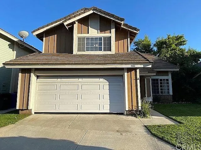 9011 Tanglewood Dr — Photo 1