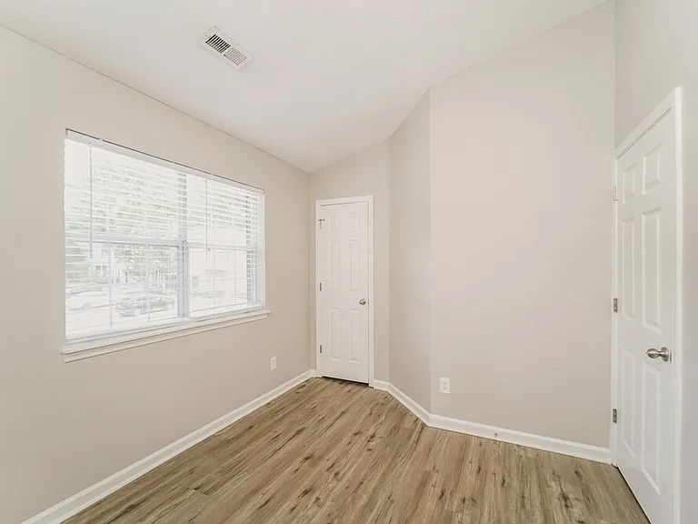5746 Prescott Ct — Photo 17
