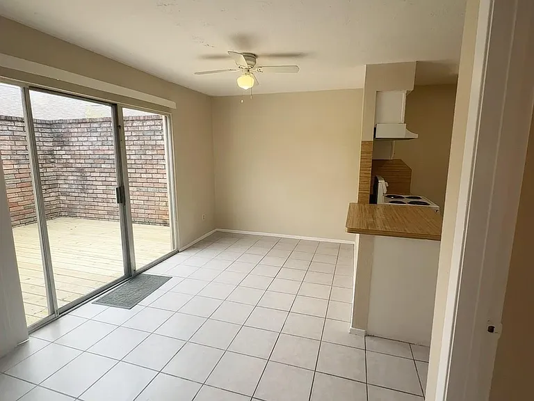 6518 S Briar Bayou Dr — Photo 10