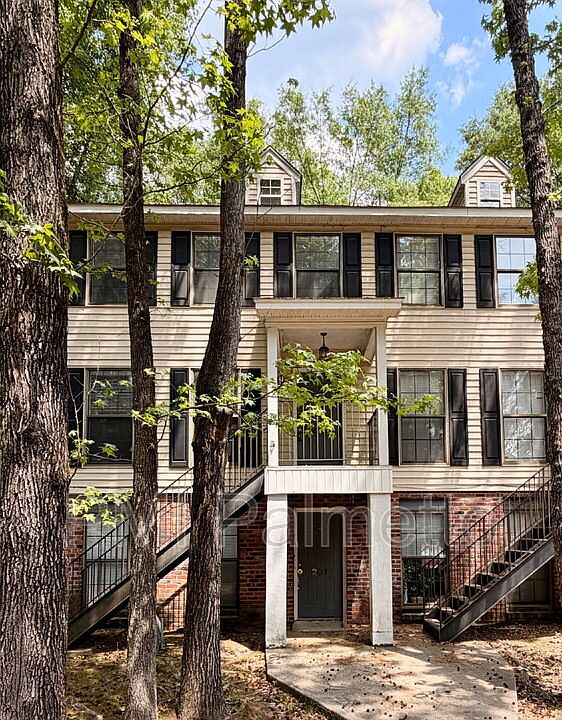 1st image of 33 Chestnut Ferry Rd #202