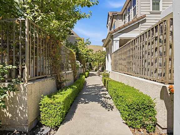 4th image of 6010 Hillbrook Pl