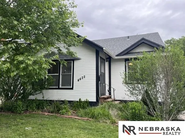 4422 Pacific St, Omaha, NE 68105