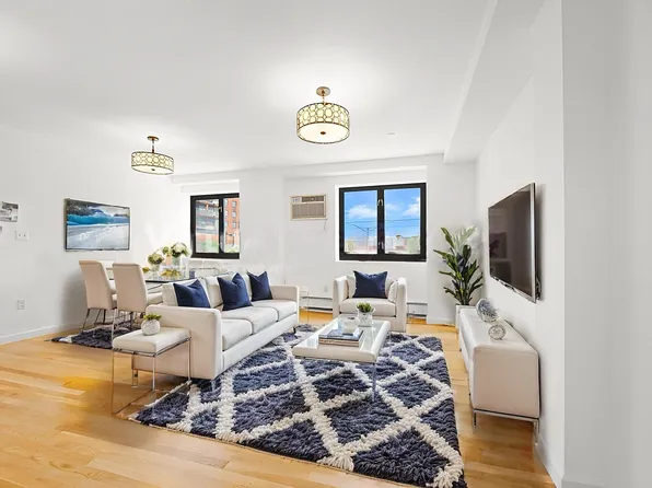 2570 East 17th Street image 7 of 25