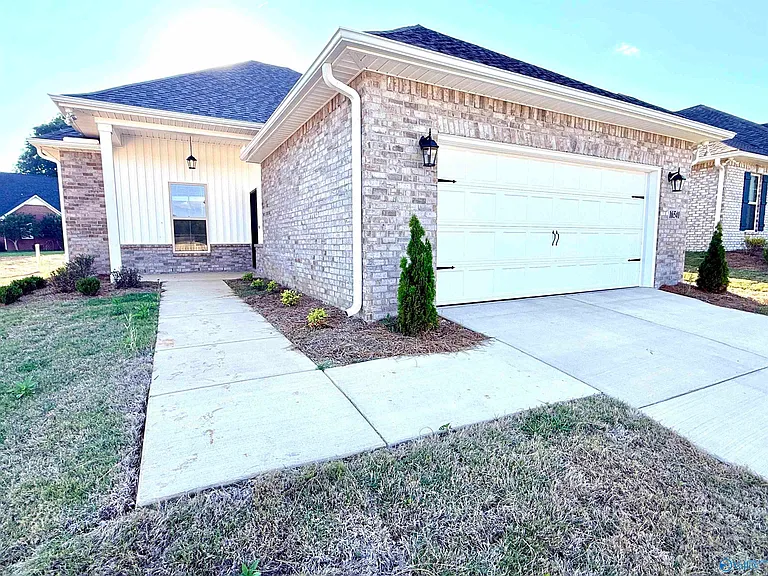 16541 Aspen Ln — Photo 3