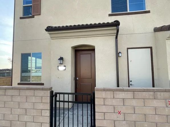 2109 Crescent Moon, Upland, CA 91786