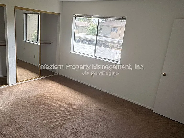 1385 7th Ave #28 — Photo 4